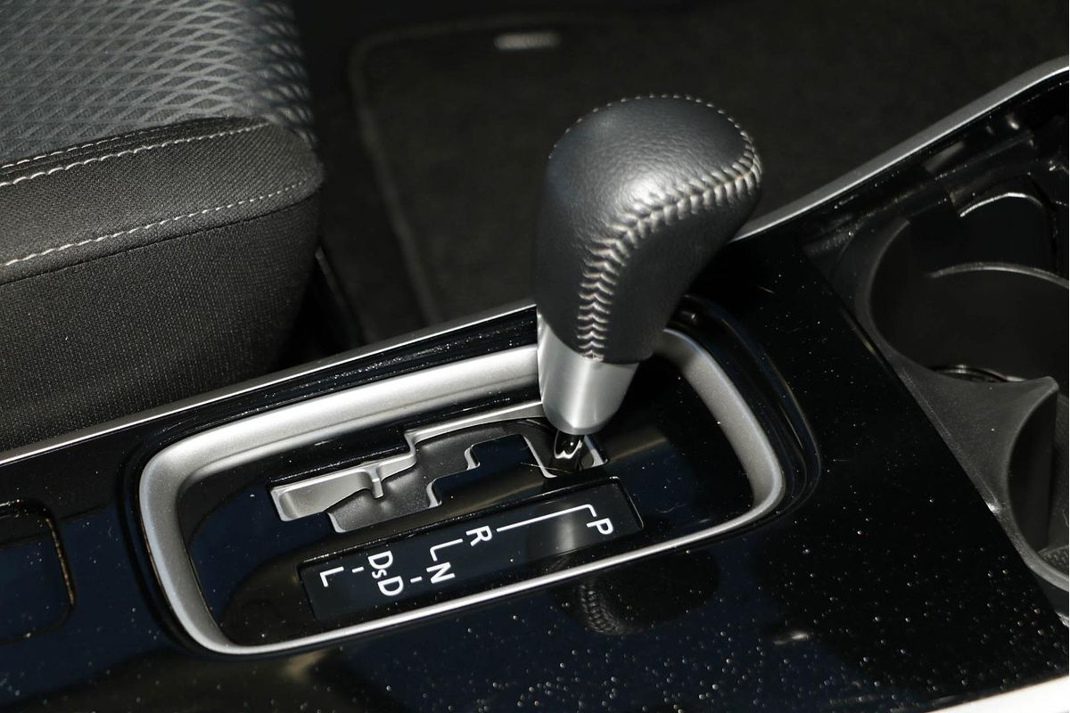 2020 Mitsubishi Outlander ES ZL