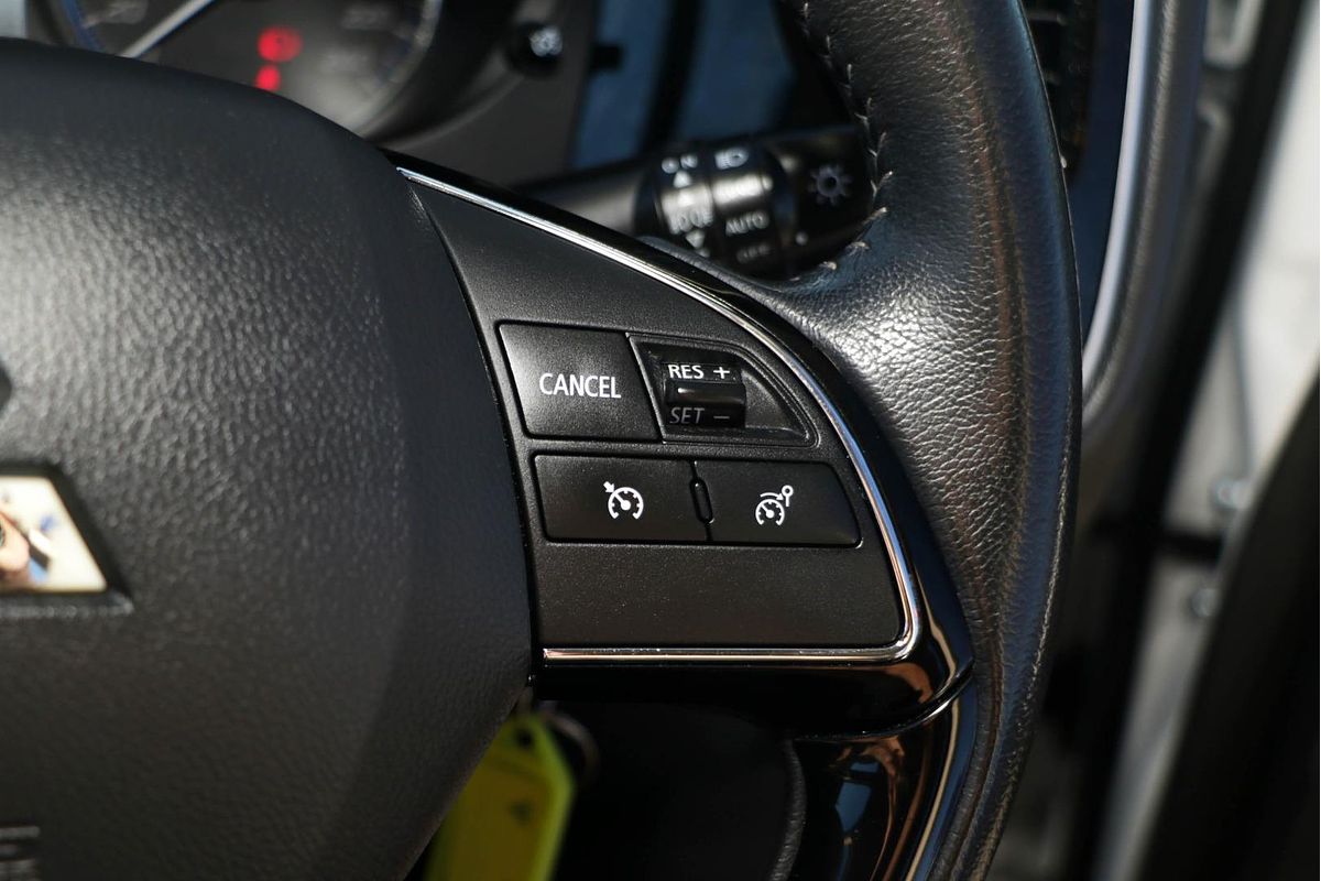 2020 Mitsubishi Outlander ES ZL