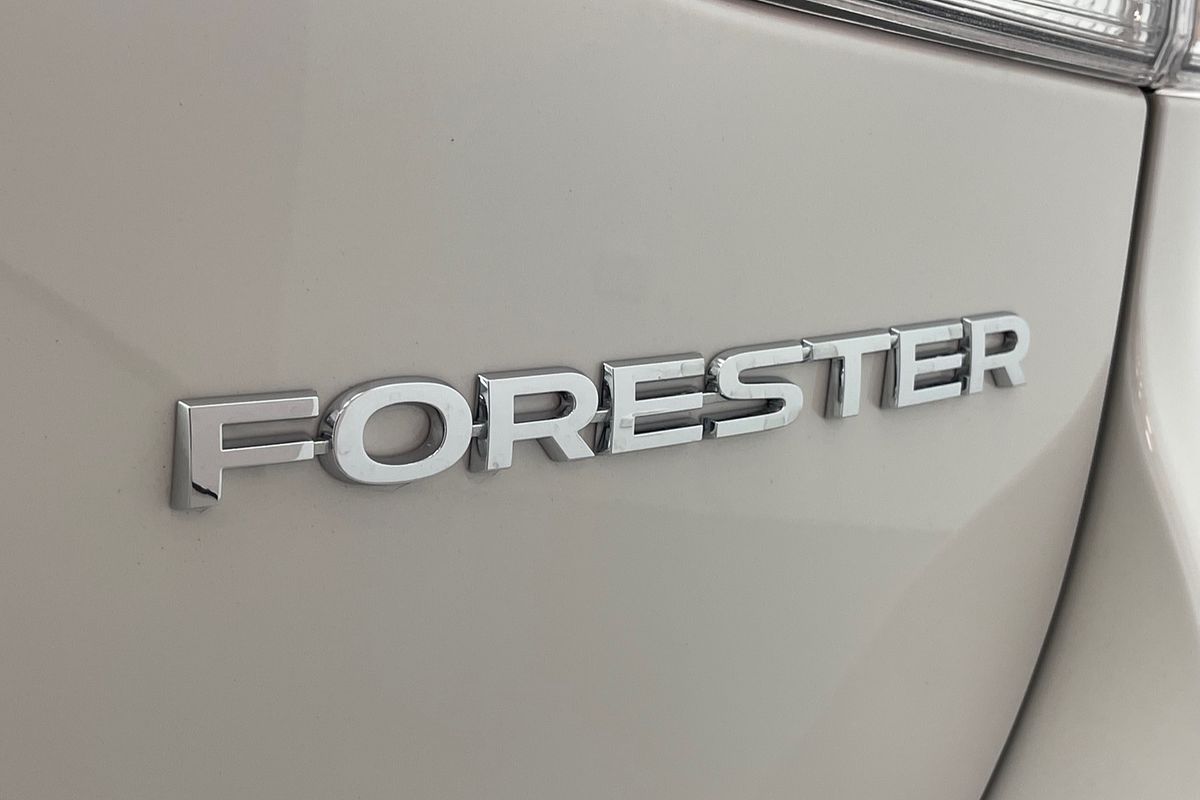 2025 Subaru Forester 2.5i S5
