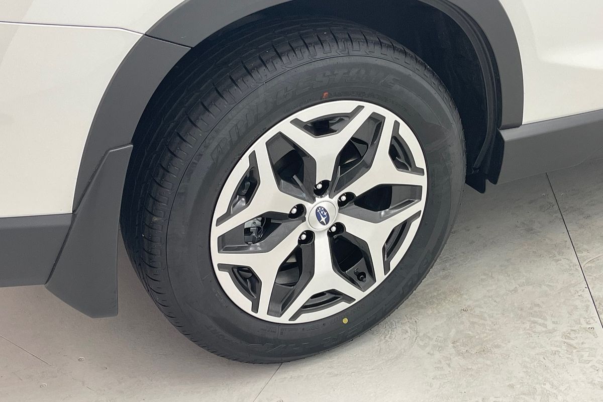 2025 Subaru Forester 2.5i S5