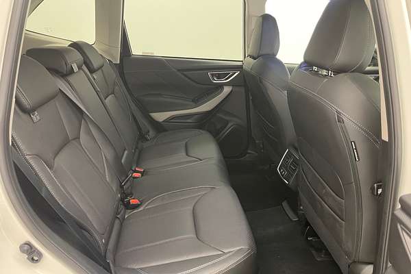 2025 Subaru Forester 2.5i S5