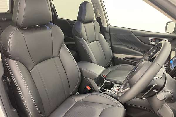 2025 Subaru Forester 2.5i S5