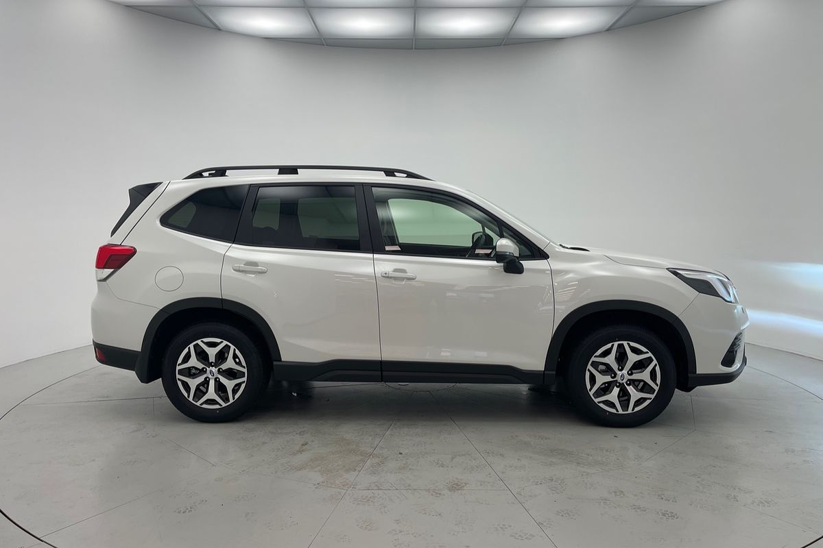 2025 Subaru Forester 2.5i S5