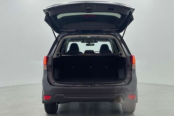 2025 Subaru Forester 2.5i S5