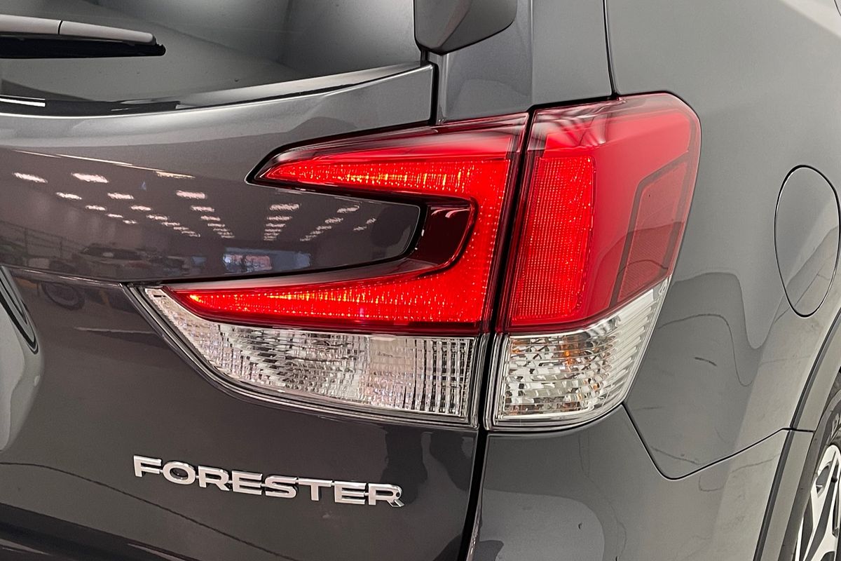 2025 Subaru Forester 2.5i S5