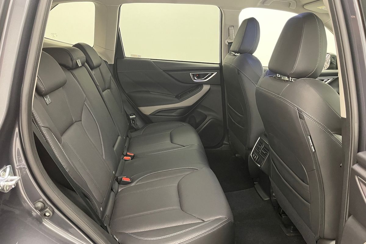 2025 Subaru Forester 2.5i S5