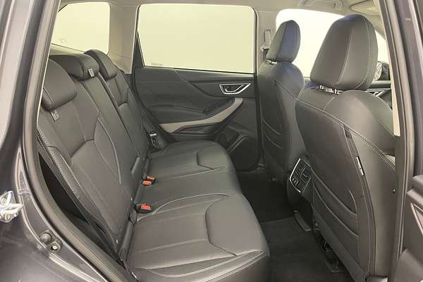 2025 Subaru Forester 2.5i S5