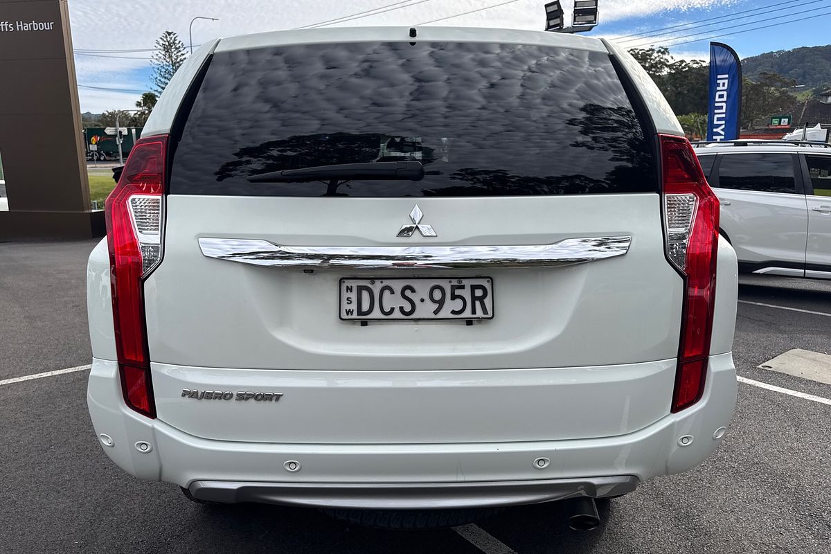 2016 Mitsubishi Pajero Sport Exceed QE