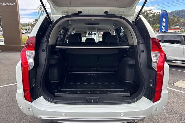2016 Mitsubishi Pajero Sport Exceed QE