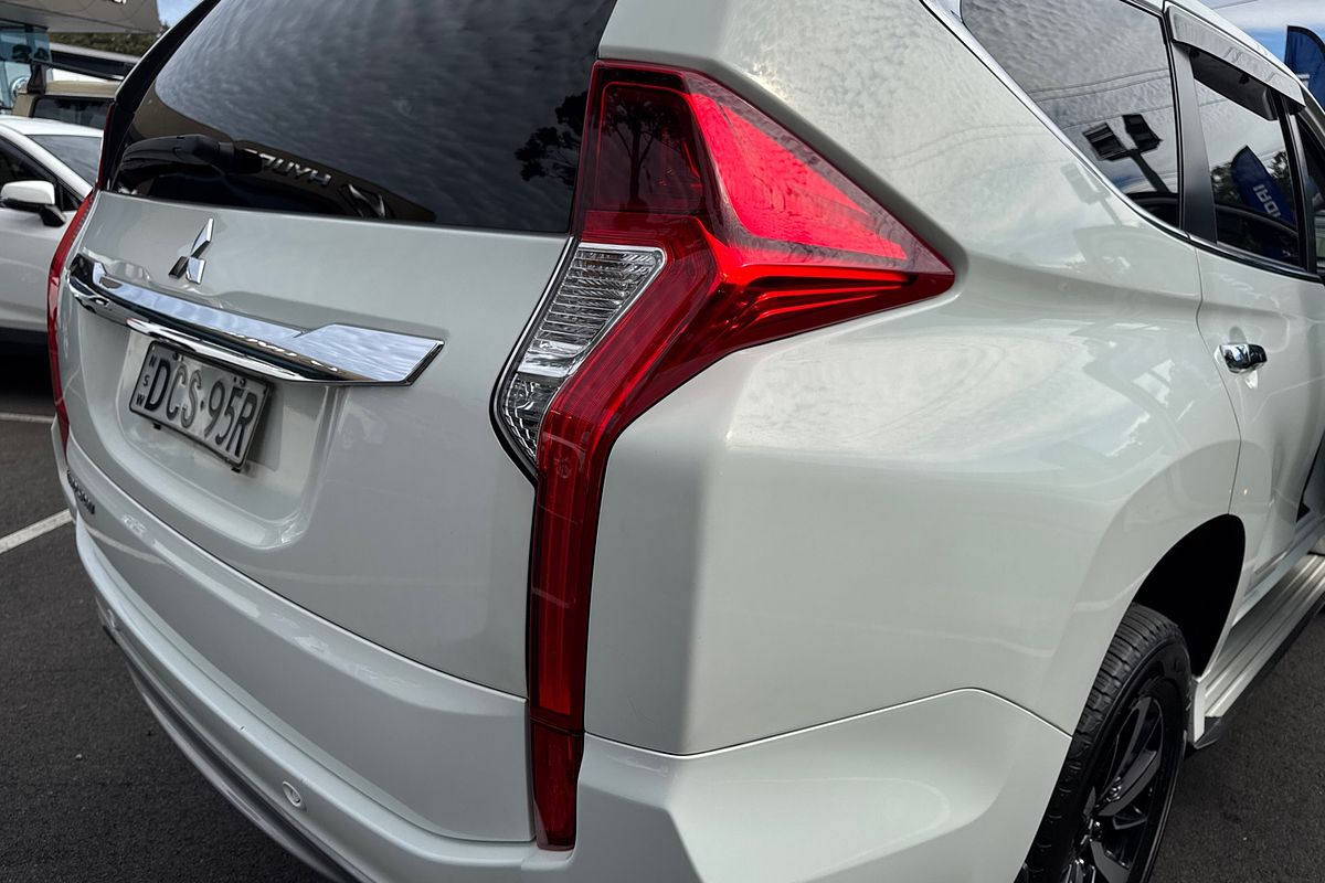 2016 Mitsubishi Pajero Sport Exceed QE