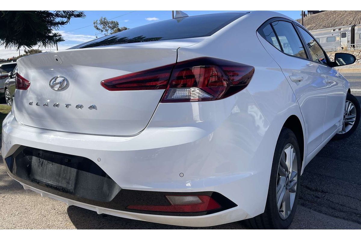 2019 Hyundai Elantra Active AD.2