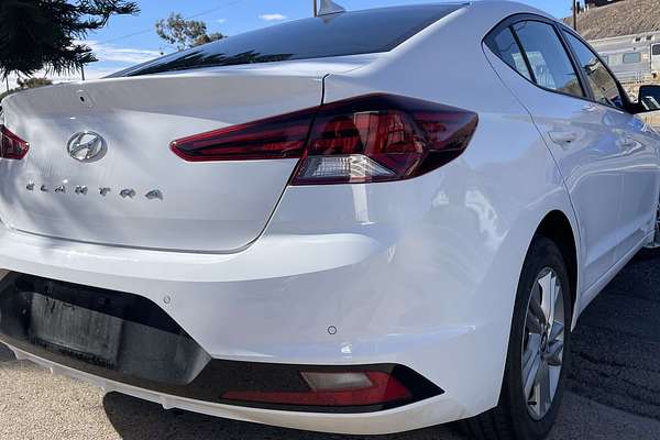 2019 Hyundai Elantra Active AD.2