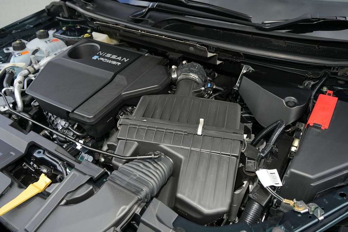 2025 Nissan QASHQAI N-DESIGN e-POWER J12