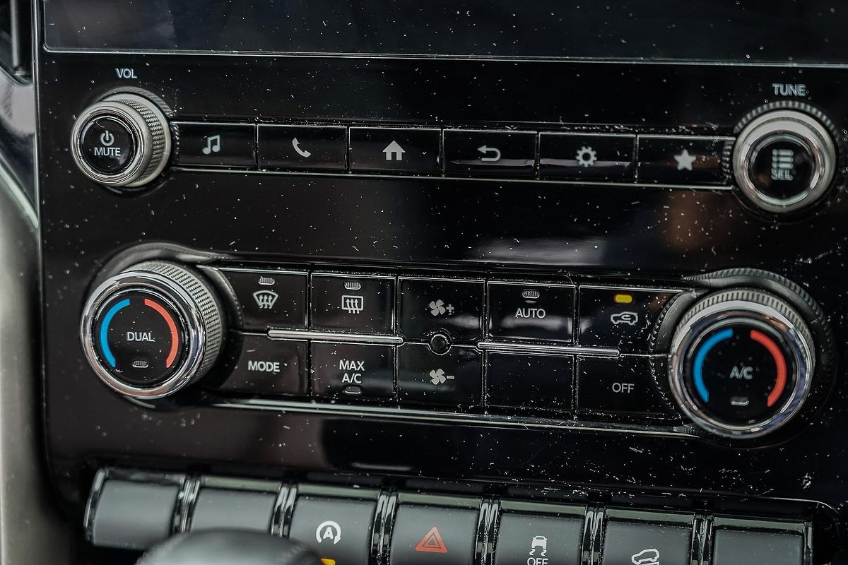 2023 Mahindra Scorpio Z8