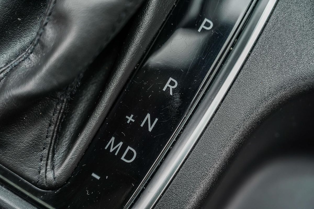 2023 Mahindra Scorpio Z8