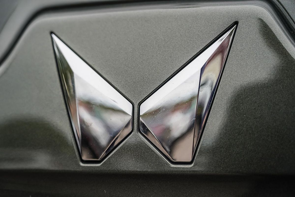 2023 Mahindra Scorpio Z8