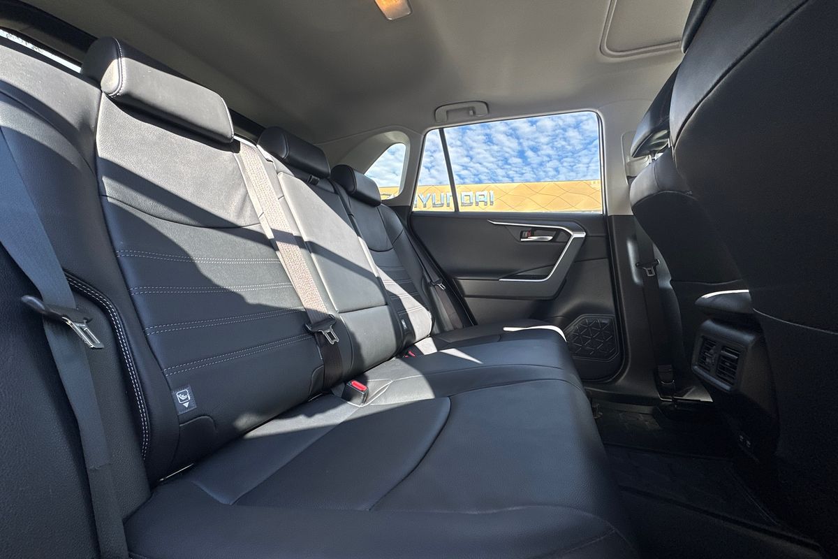 2021 Toyota RAV4 Cruiser AXAH54R