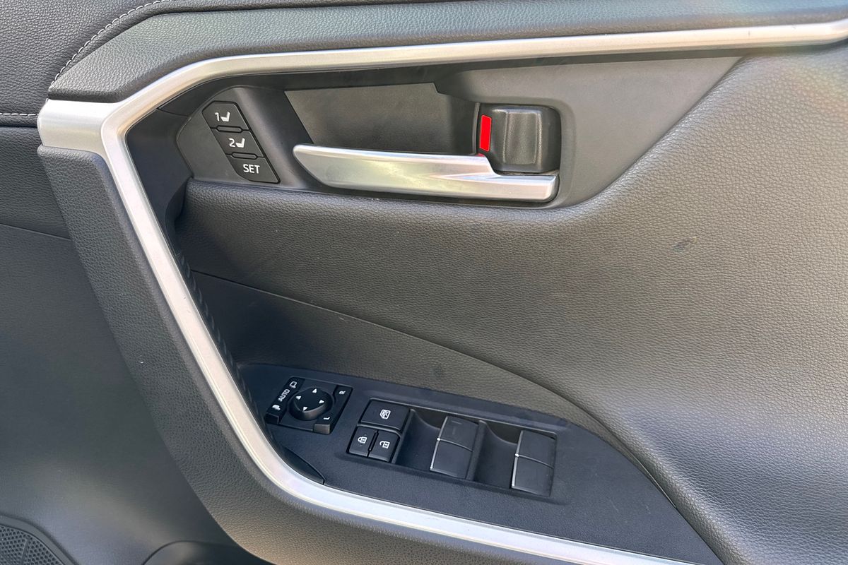 2021 Toyota RAV4 Cruiser AXAH54R