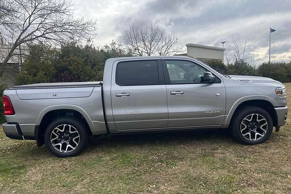 2025 RAM 1500 Laramie Sport Hurricane SO RamBox DT 4X4 SWB