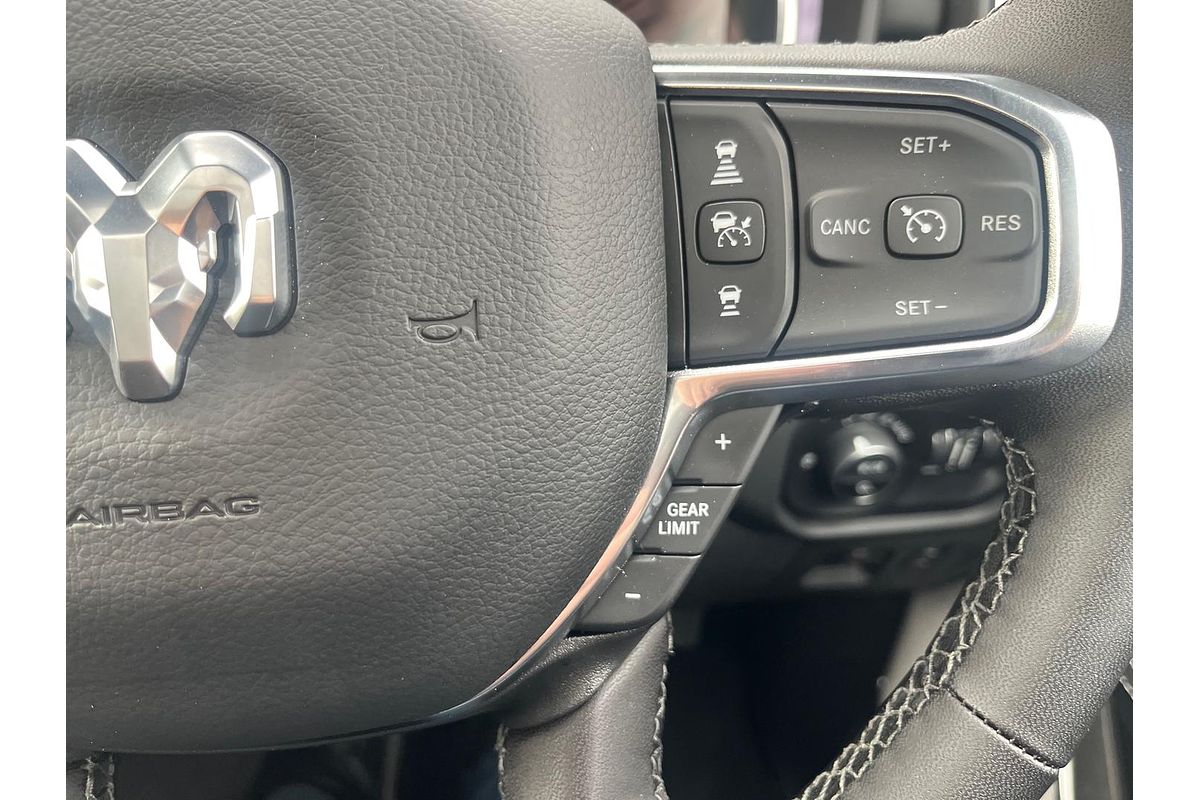 2025 RAM 1500 Laramie Sport Hurricane SO RamBox DT 4X4 SWB