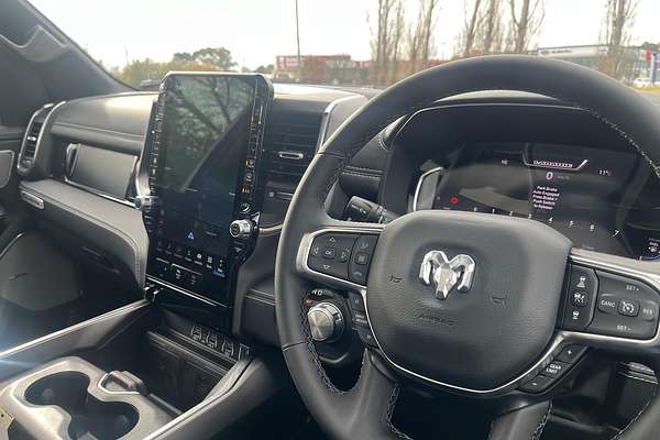 2025 RAM 1500 Laramie Sport Hurricane SO RamBox DT 4X4 SWB