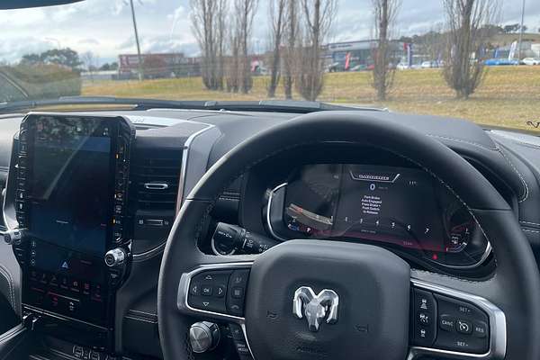 2025 RAM 1500 Laramie Sport Hurricane SO RamBox DT 4X4 SWB