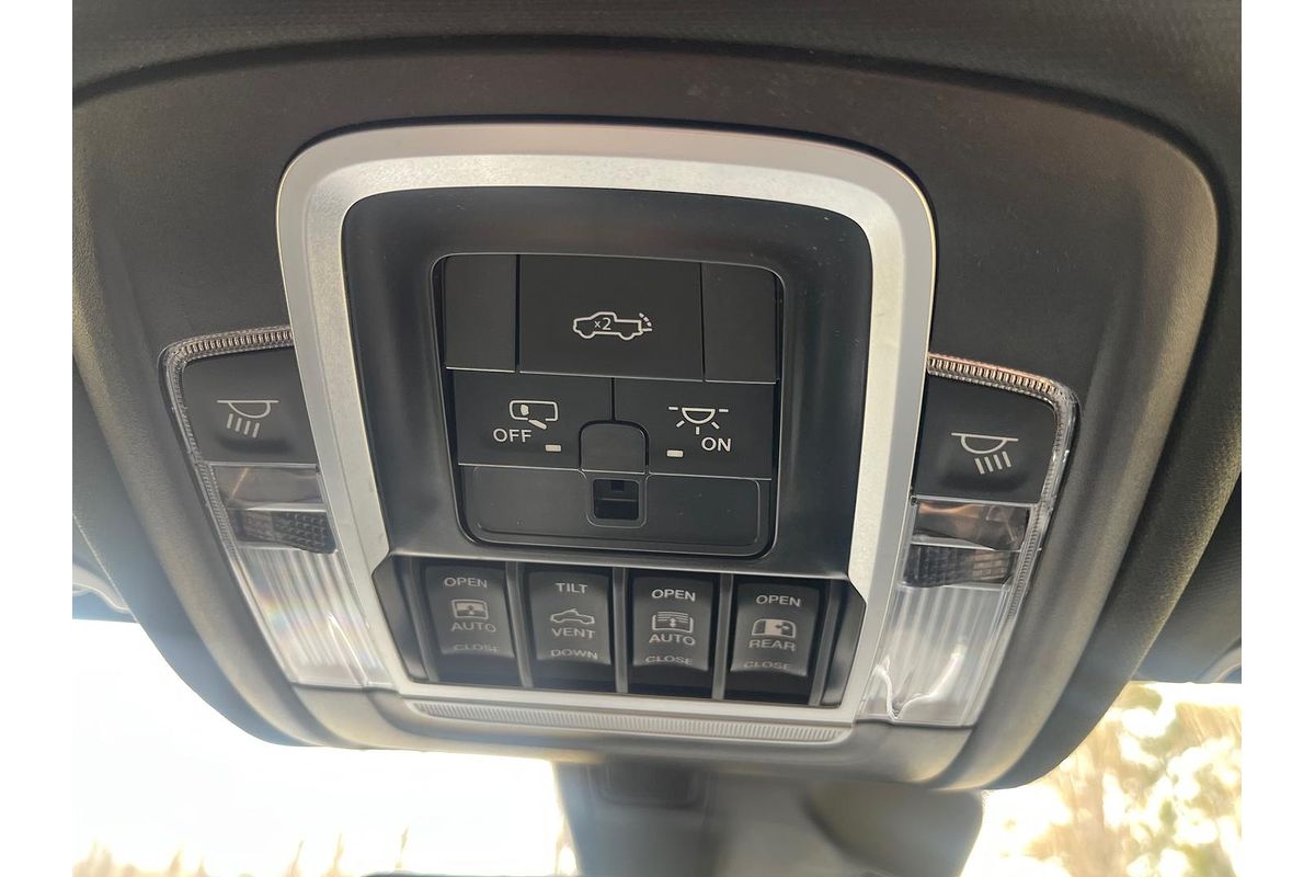 2025 RAM 1500 Laramie Sport Hurricane SO RamBox DT 4X4 SWB