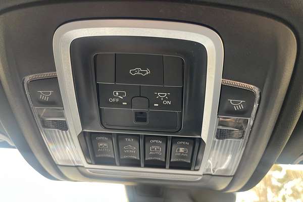 2025 RAM 1500 Laramie Sport Hurricane SO RamBox DT 4X4 SWB