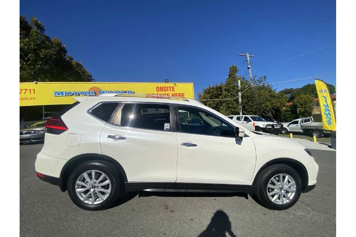 2017 Nissan X-TRAIL ST-L T32 Series II