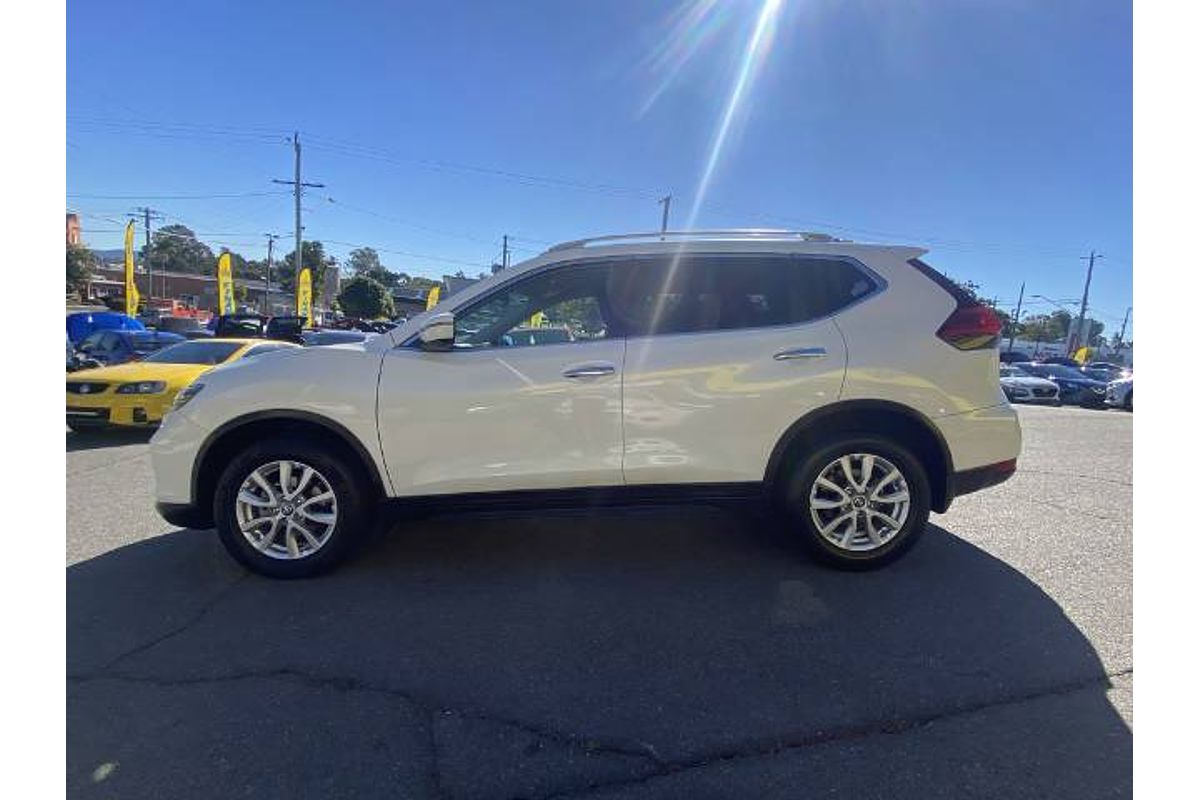 2017 Nissan X-TRAIL ST-L T32 Series II