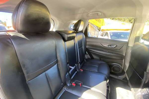 2017 Nissan X-TRAIL ST-L T32 Series II