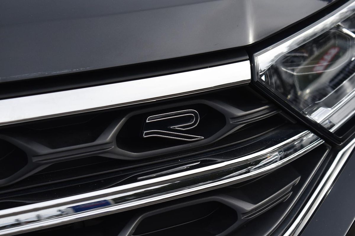 2022 Volkswagen T-Roc 140TSI R-Line D11