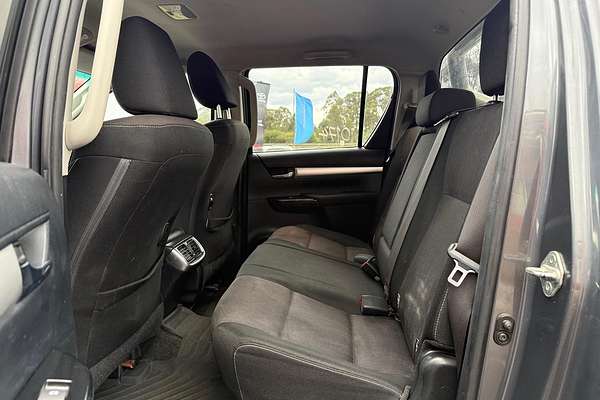 2018 Toyota Hilux SR5 GUN126R 4X4