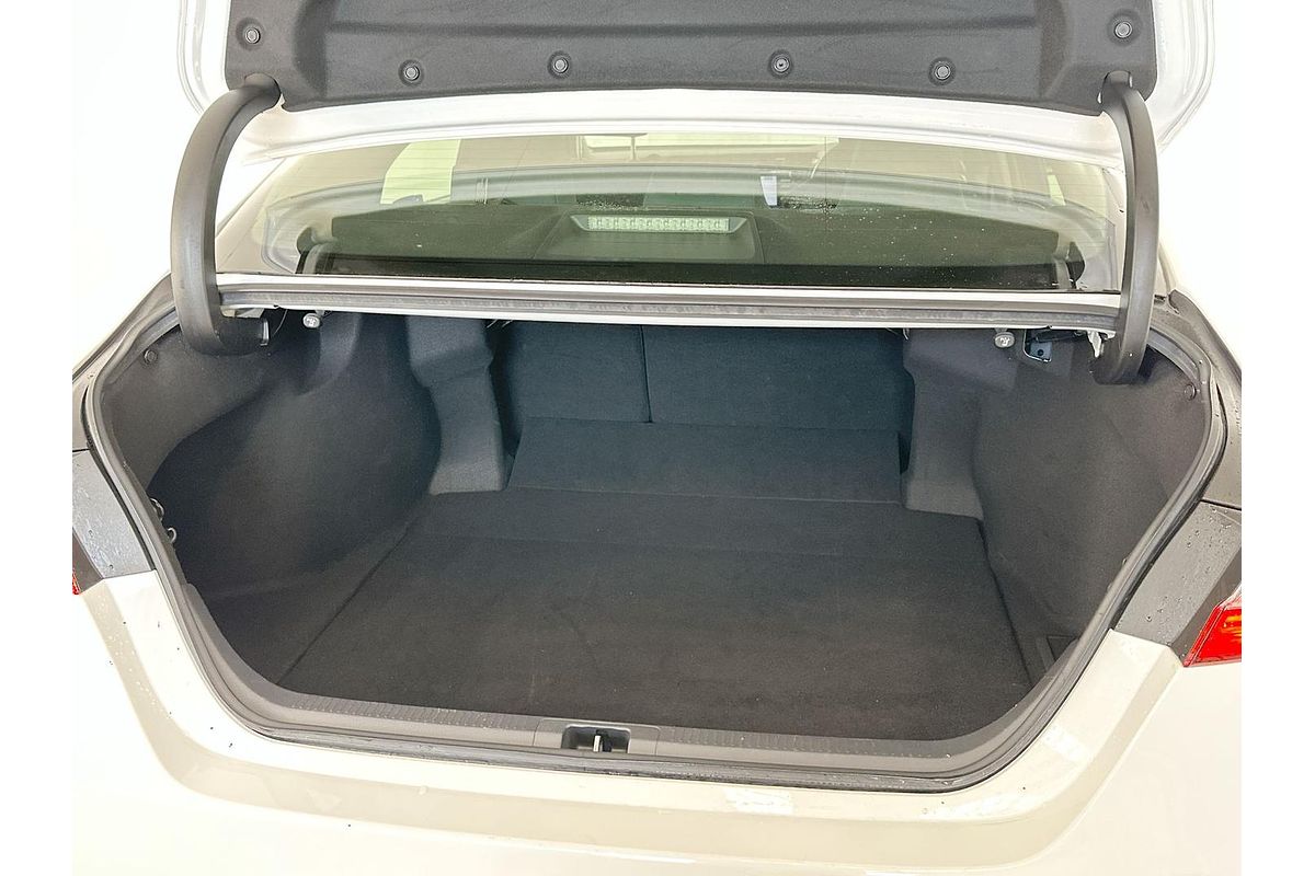 2019 Toyota Camry Ascent Sport AXVH71R