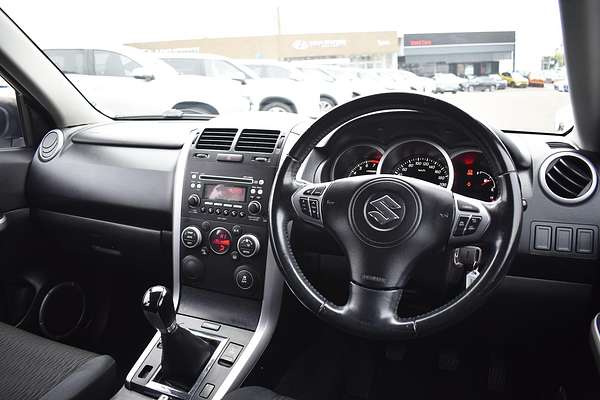 2013 Suzuki Grand Vitara Urban JB