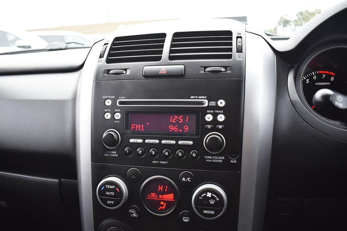 2013 Suzuki Grand Vitara Urban JB