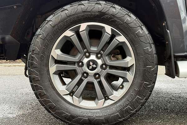 2021 Mitsubishi Triton GLS MR 4X4