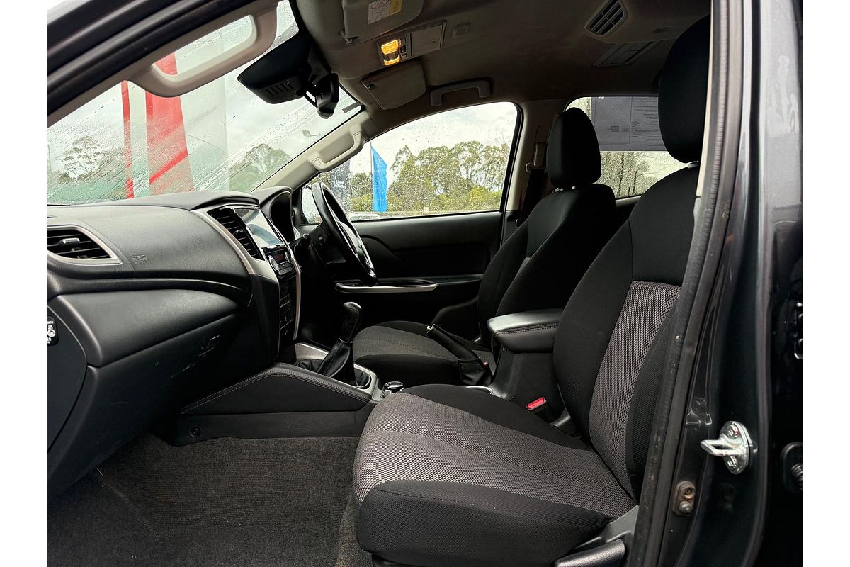 2021 Mitsubishi Triton GLS MR 4X4