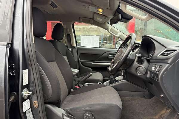 2021 Mitsubishi Triton GLS MR 4X4