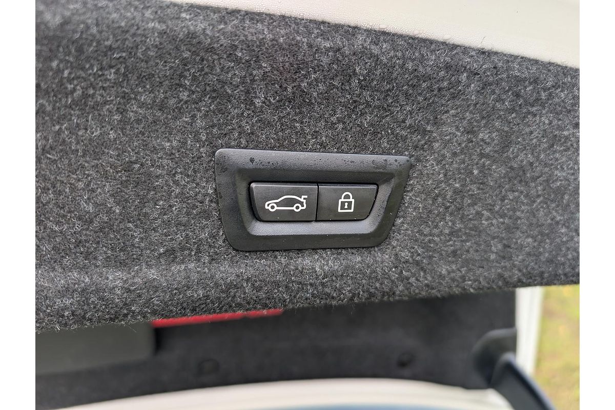 2023 BMW 3 Series 330i M Sport G20 LCI