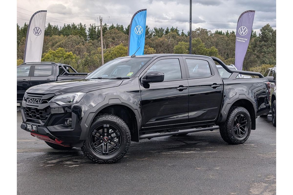 2025 Isuzu D-MAX BLADE 4X4