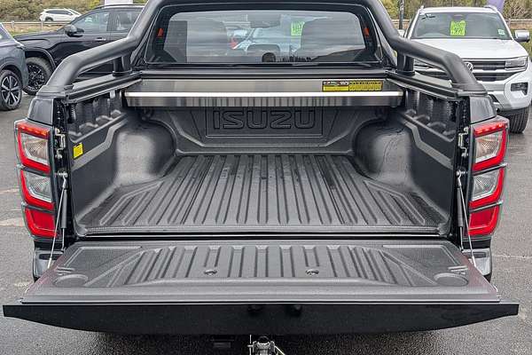 2025 Isuzu D-MAX BLADE 4X4