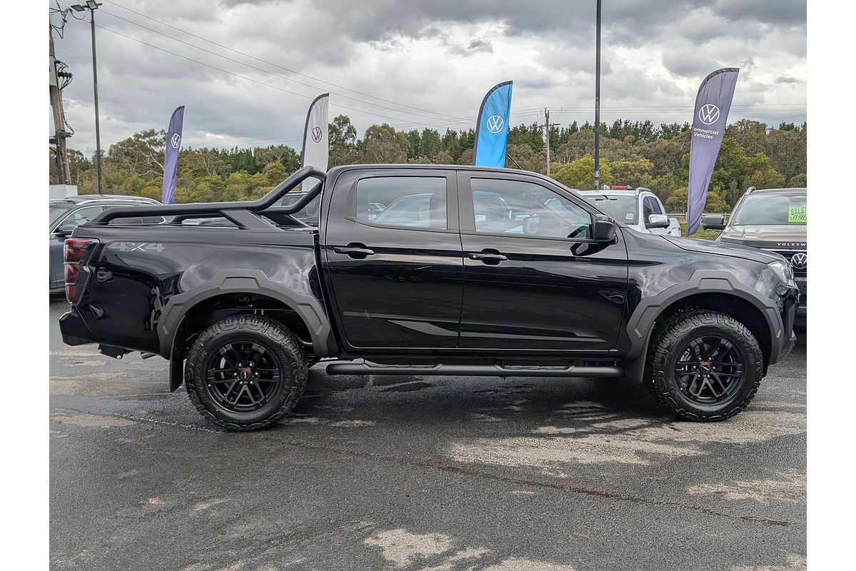 2025 Isuzu D-MAX BLADE 4X4
