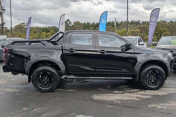 2025 Isuzu D-MAX BLADE 4X4