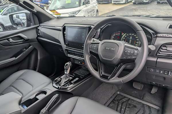 2025 Isuzu D-MAX BLADE 4X4