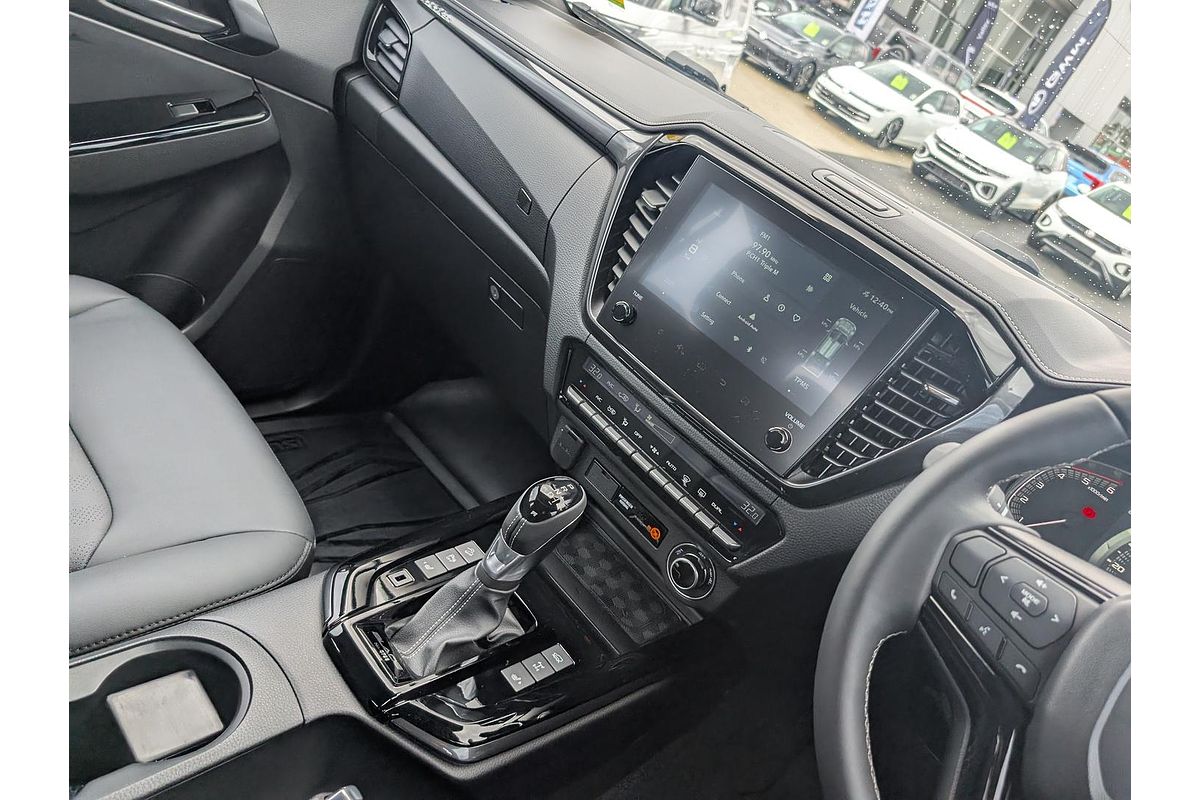 2025 Isuzu D-MAX BLADE 4X4