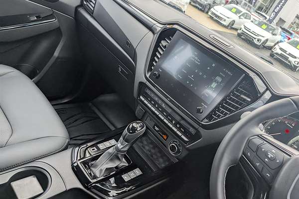 2025 Isuzu D-MAX BLADE 4X4