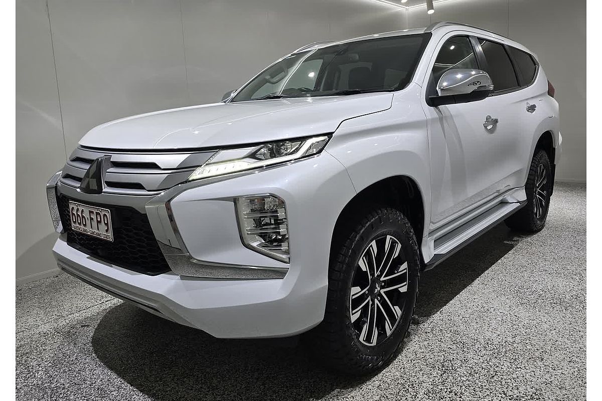 2022 Mitsubishi Pajero Sport GLS QF