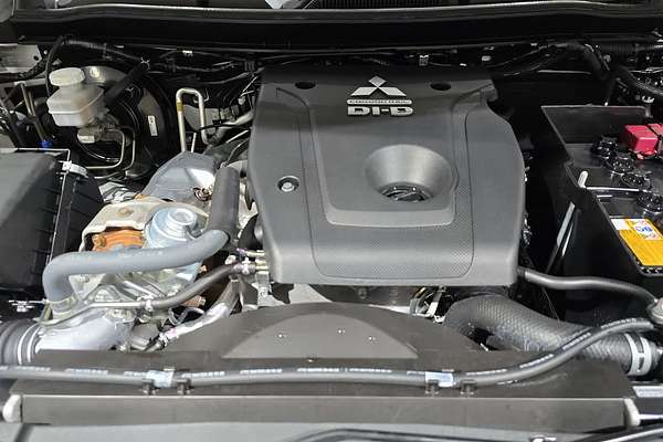 2022 Mitsubishi Pajero Sport GLS QF
