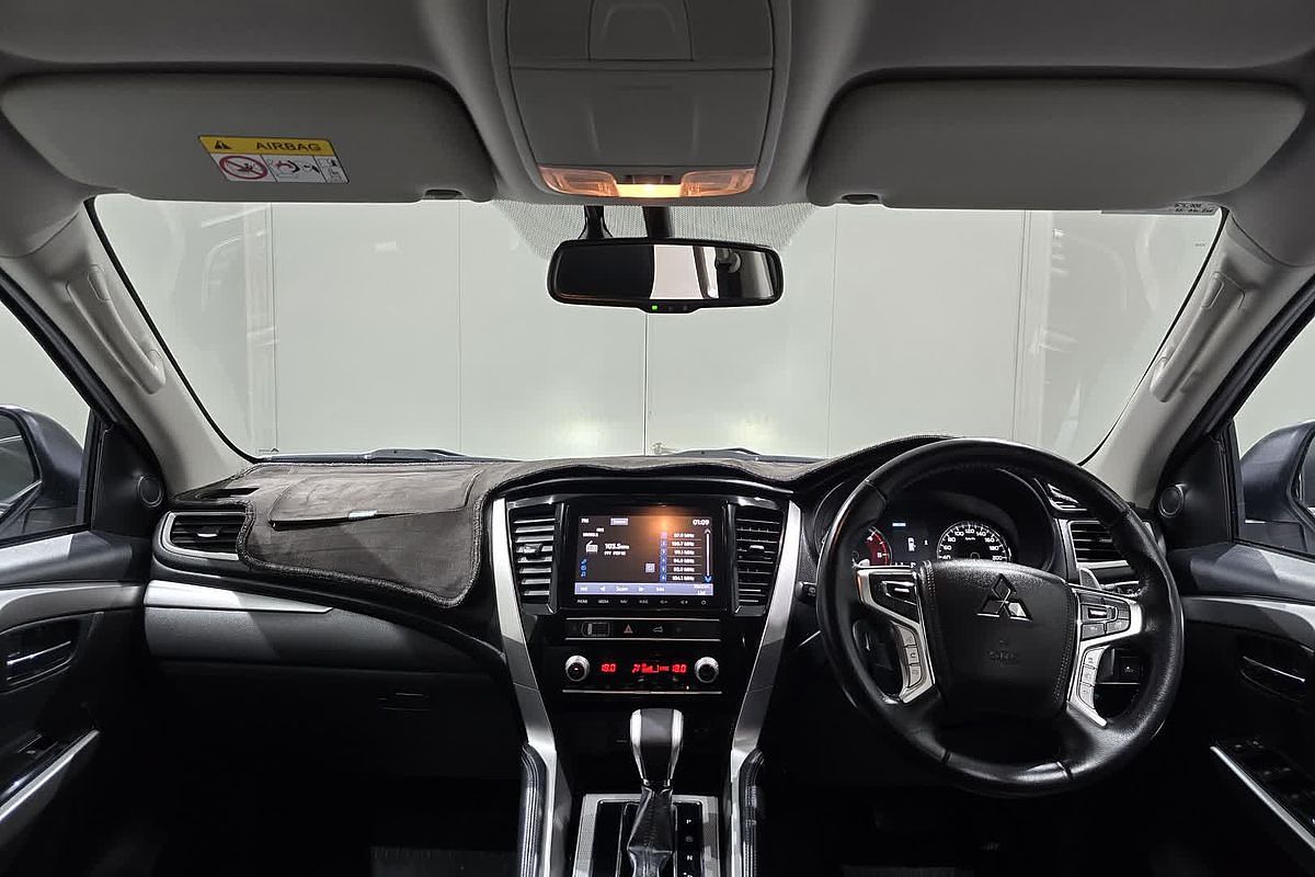 2022 Mitsubishi Pajero Sport GLS QF